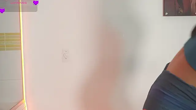 Snapshot of Petitte_Mussa chatting on 03.07.26 Petitte Mussa online show from 03.07.26