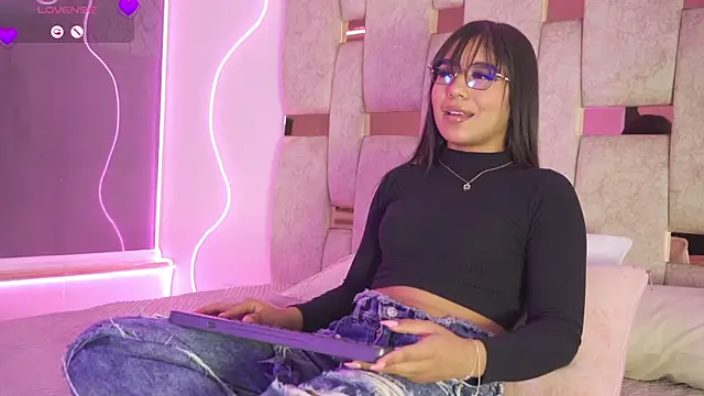 Snapshot of Petitte_Mussa chatting on 03.28.26 Petitte Mussa online show from 03.28.26