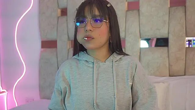 Snapshot of Petitte_Mussa chatting on 03.31.26 Petitte Mussa online show from 03.31.26