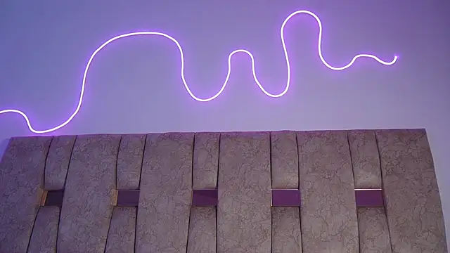 Snapshot of Petitte_Mussa chatting on 04.11.26 Petitte Mussa online show from 04.11.26