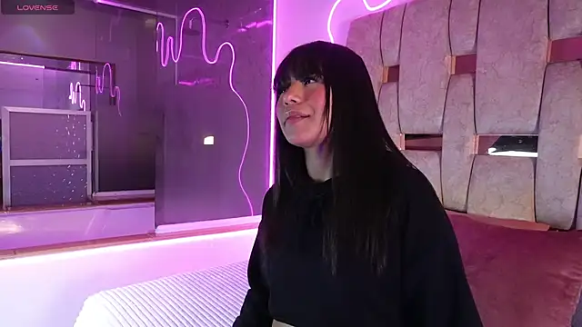 Snapshot of Petitte_Mussa chatting on 04.16.26 Petitte Mussa online show from 04.16.26