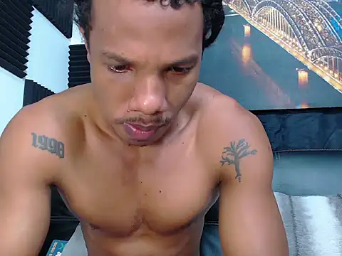 Snapshot of Josh_fit7 chatting on 03.16.26 Josh fit7 online show from 03.16.26