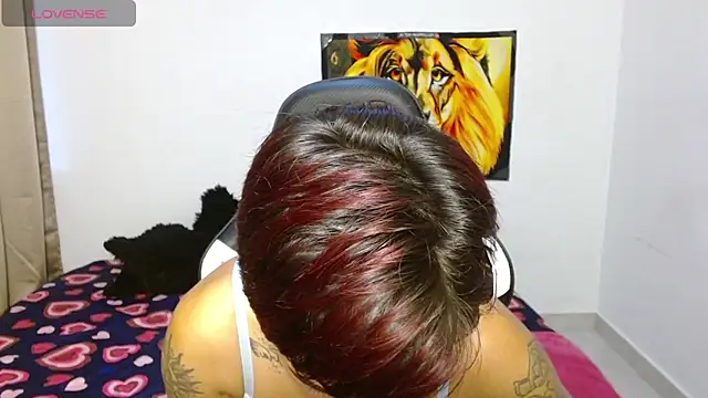 Snapshot of Divinejewel69 chatting on 03.17.26 Divinejewel69 online show from 03.17.26