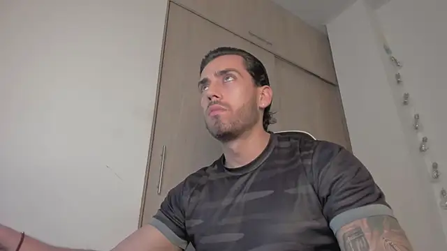 Axel  Blaze online show from 04.02.26