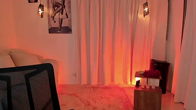 IsabellaLux  online show from 06.18.26