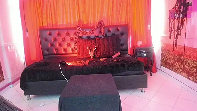 Lilith madame satan online show from 05.09.26