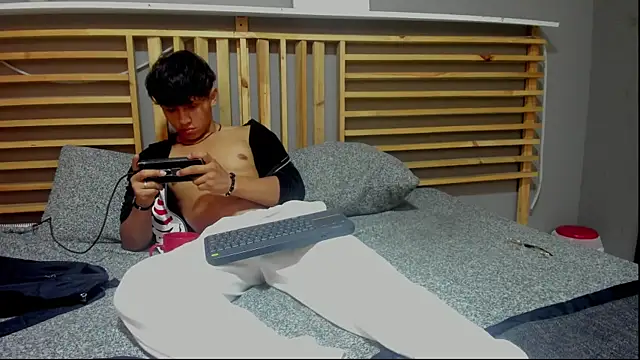 clark ken01 online show from 04.15.26