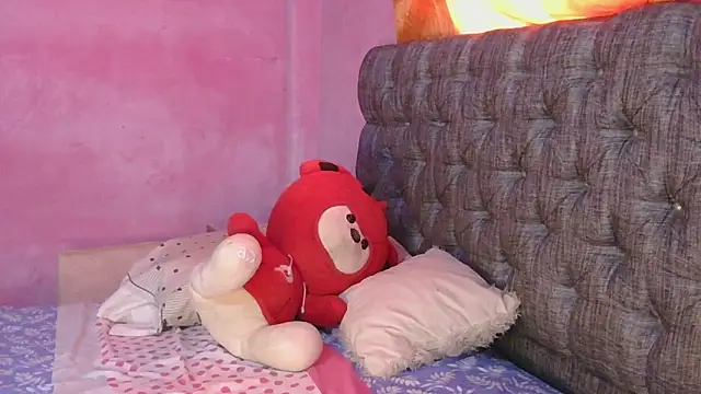 mia luna88 online show from 02.27.26