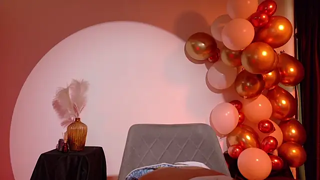 Mia Benett  online show from 06.10.26