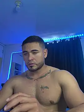 Snapshot of amon_1998 chatting on 02.26.26 amon 1998 online show from 02.26.26