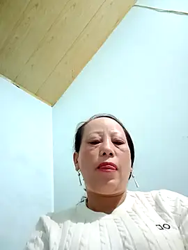 Snapshot of JenyLy68 chatting on 03.14.26 JenyLy68 online show from 03.14.26