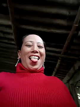 Snapshot of JenyLy68 chatting on 03.18.26 JenyLy68 online show from 03.18.26