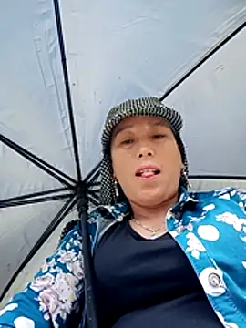 Snapshot of JenyLy68 chatting on 03.25.26 JenyLy68 online show from 03.25.26