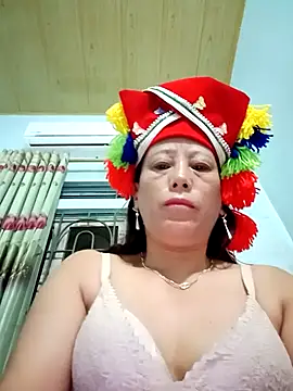 Snapshot of JenyLy68 chatting on 03.28.26 JenyLy68 online show from 03.28.26