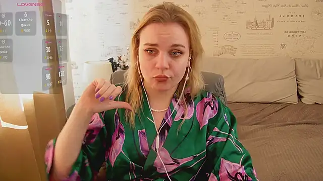 Glow Margo online show from 06.23.26