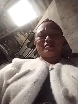 Lucie Fuzk online show from 02.25.26