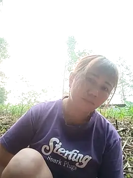 Snapshot of lyly_sexx chatting on 04.16.26 lyly sexx online show from 04.16.26