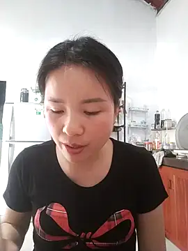 Ivy Trix2 online show from 03.01.26