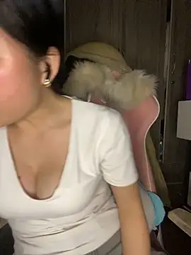 Ivy Trix2 online show from 03.20.26