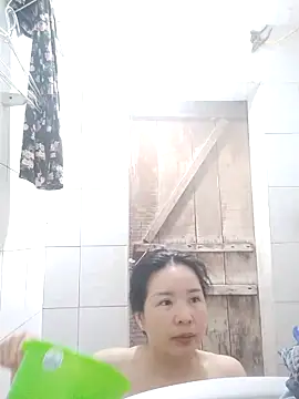 Ivy Trix2 online show from 04.16.26