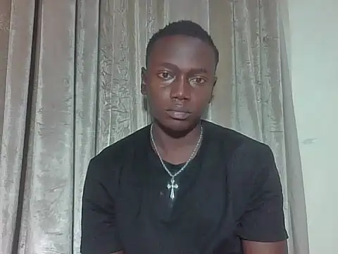 Snapshot of darkerberryguy chatting on 03.05.26 darkerberryguy online show from 03.05.26