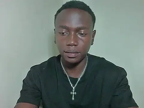 Snapshot of darkerberryguy chatting on 03.13.26 darkerberryguy online show from 03.13.26