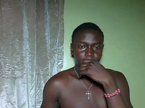 Snapshot of darkerberryguy chatting on 03.30.26 darkerberryguy online show from 03.30.26