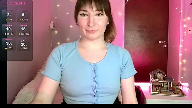 Birdie Kiss online show from 05.14.26