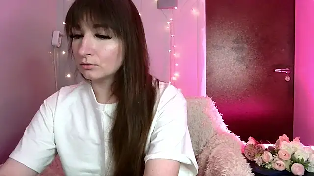 Birdie Kiss online show from 06.02.26