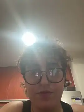 yassiestar online show from 03.04.26