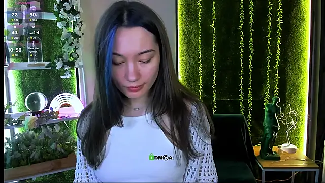cassandra nik online show from 07.28.26