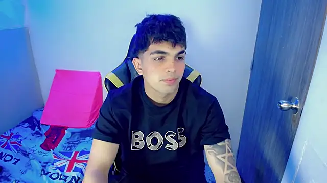 Snapshot of Dustyy_33 chatting on 02.25.26 Dustyy 33 online show from 02.25.26