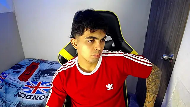 Snapshot of Dustyy_33 chatting on 02.26.26 Dustyy 33 online show from 02.26.26