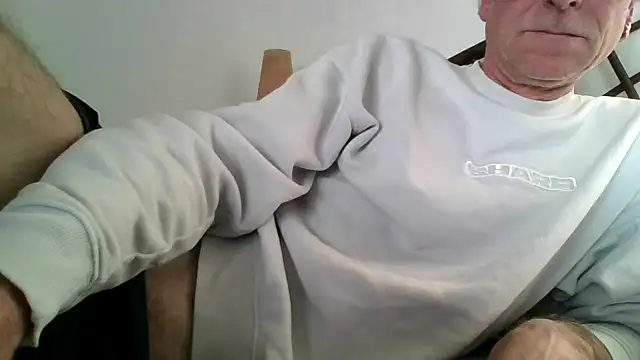 Snapshot of Geiler2203 chatting on 02.26.26 Geiler2203 online show from 02.26.26