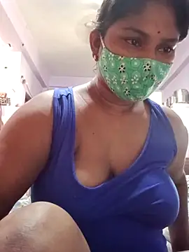 Snapshot of sexyladdupilla chatting on 05.16.26 sexyladdupilla online show from 05.16.26