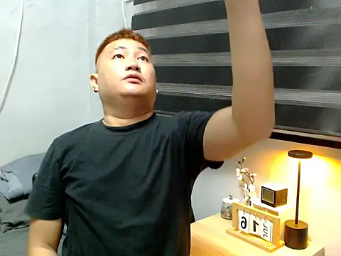 Bigdaddybear888 online show from 07.16.26