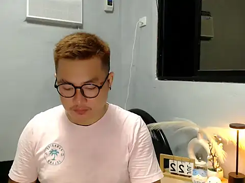 Bigdaddybear888 online show from 07.22.26