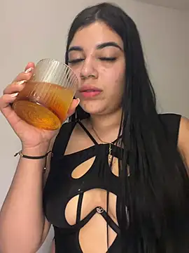 Snapshot of _Victoriarosse_ chatting on 05.12.26 Victoriarosse online show from 05.12.26