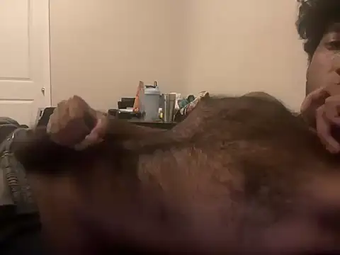 Snapshot of Hairydude78 chatting on 03.15.26 Hairydude78 online show from 03.15.26