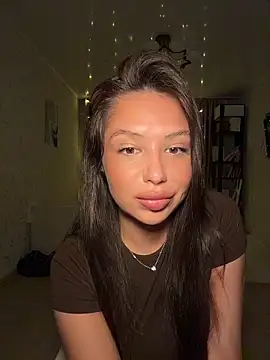 Fragile Tease online show from 03.21.26