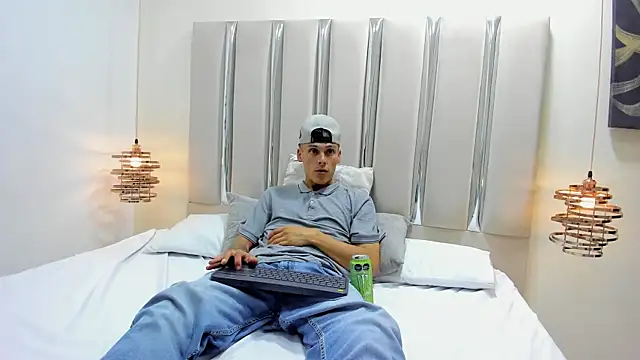 Ethan Wolfe online show from 02.27.26