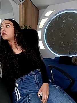 ritzabeth daniel online show from 03.23.26