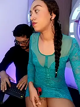 Snapshot of ritzabeth_daniel chatting on 04.21.26 ritzabeth daniel online show from 04.21.26