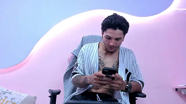 DanteLuxx online show from 04.11.26