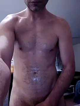 Snapshot of Hornybalkanmen12 chatting on 05.30.26 Hornybalkanmen12 online show from 05.30.26