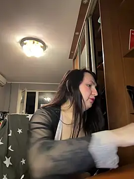 EvaBeautyXx online show from 04.05.26