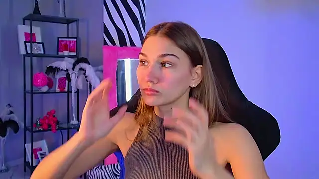 Sweet Emilya online show from 03.04.26