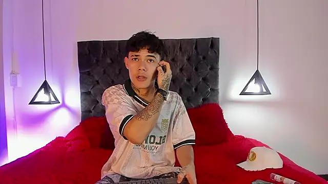 Snapshot of im_seven chatting on 02.28.26 im seven online show from 02.28.26