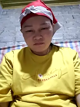 Snapshot of phay79 chatting on 05.20.26 phay79 online show from 05.20.26
