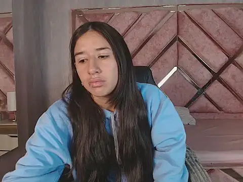 LilyRossi  online show from 04.20.26